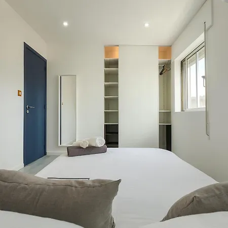 Staysanto In Guest house Loures