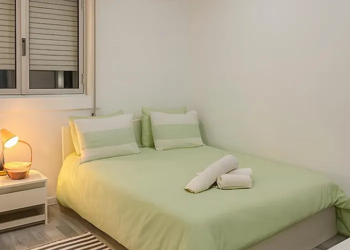 Staysanto In Guest house Loures